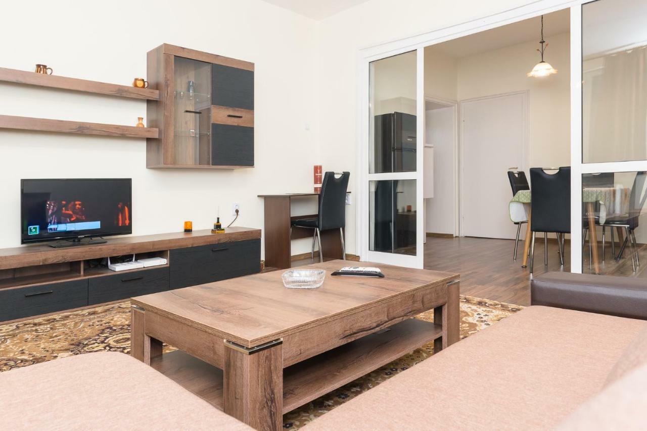 Central Academic Apartment Sofie Exteriér fotografie